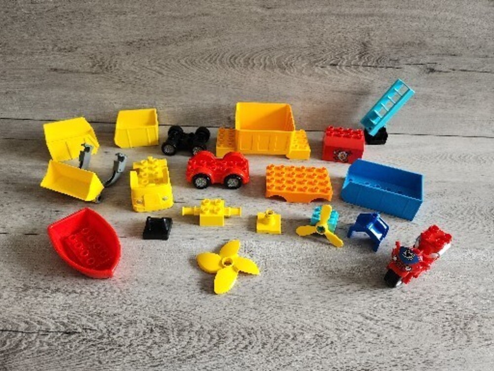 Mixed Lot Of Lego DUPLO Vehicle Parts - Costruction Cars, Trucks, Loading Chute